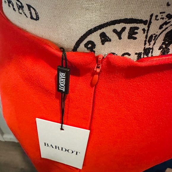 REVOLVE Vienna Midi Dress in Flame Orange
Bardot - Picture 10 of 11